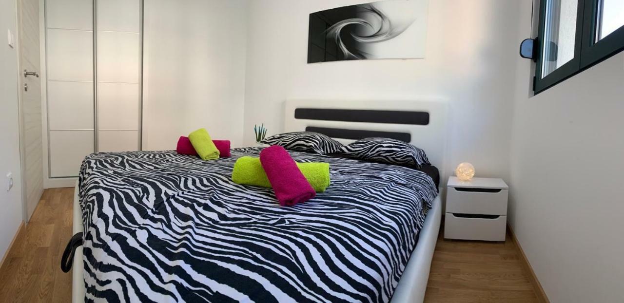 Absolute Apartman โกตอร์ ภายนอก รูปภาพ