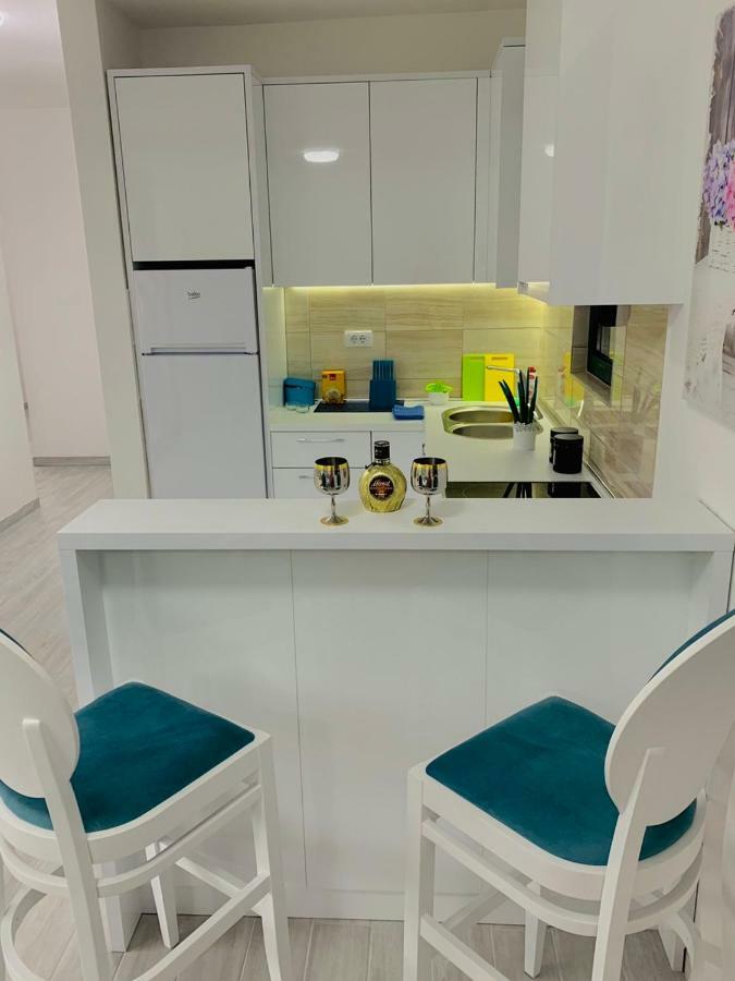 Absolute Apartman โกตอร์ ภายนอก รูปภาพ